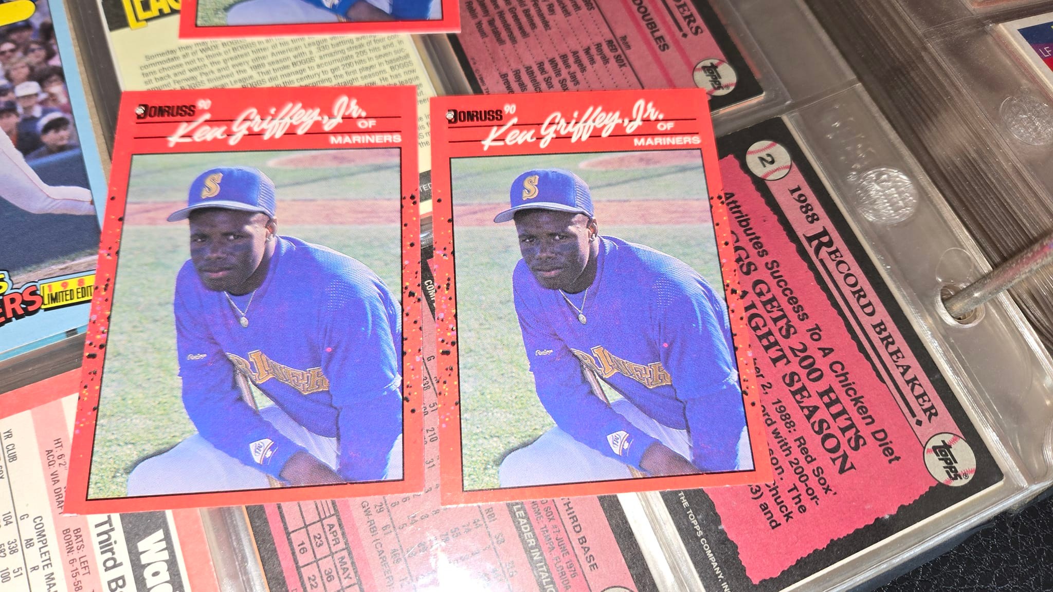 What are the errors on this Donruss baseball card?