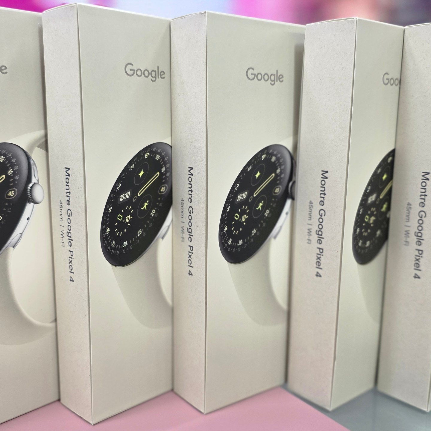 Google Pixel Watch 4 in stock！