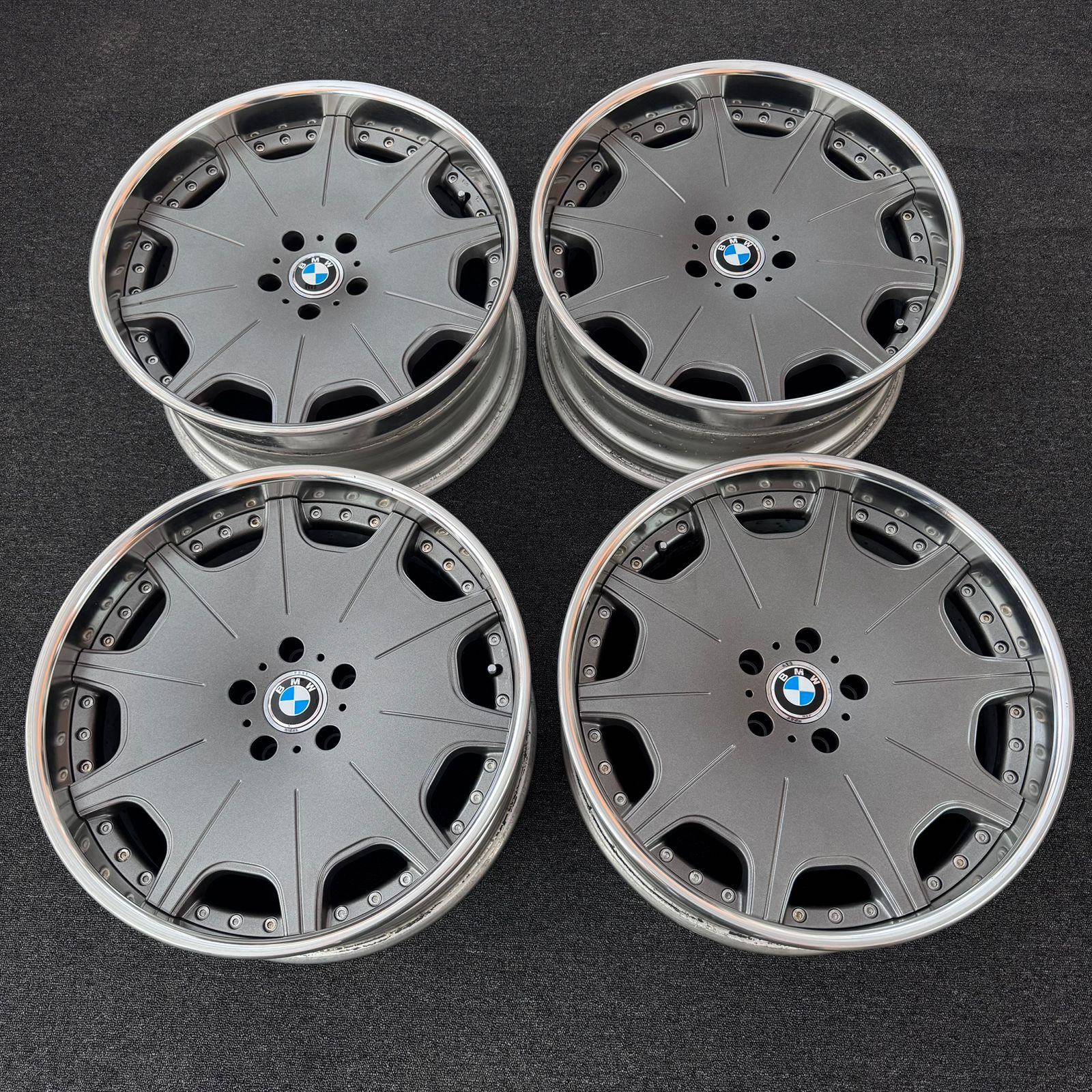TRAFFICSTAR DTX 94 20x8/9 et -6/6 5-120 KR74,1 3-osaiset koottavat 