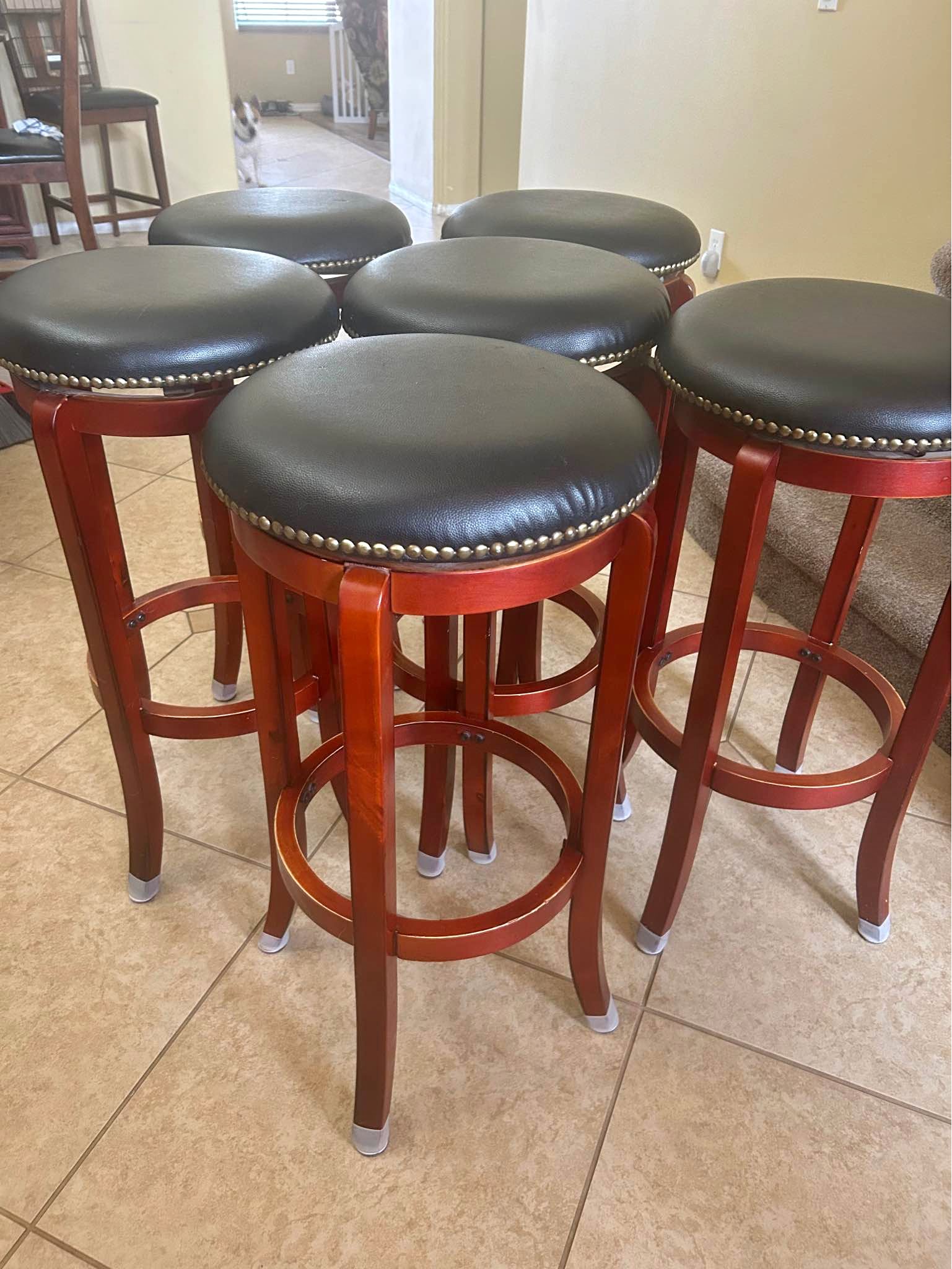 7 barstools great condition height 32 inches - Bar Stools - Temecula
