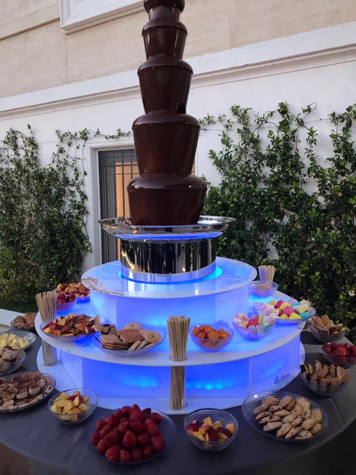 L... ChocoLust Fontane di Cioccolato Chocolate Fountains Facebook