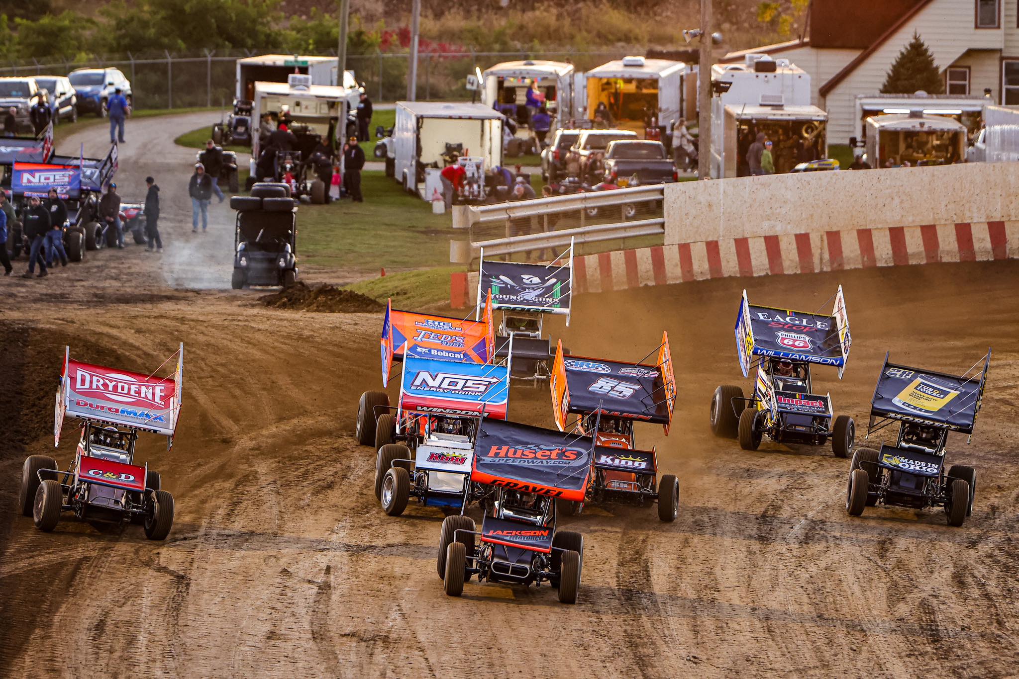 World of Outlaws... - World of Outlaws Sprint Car Series