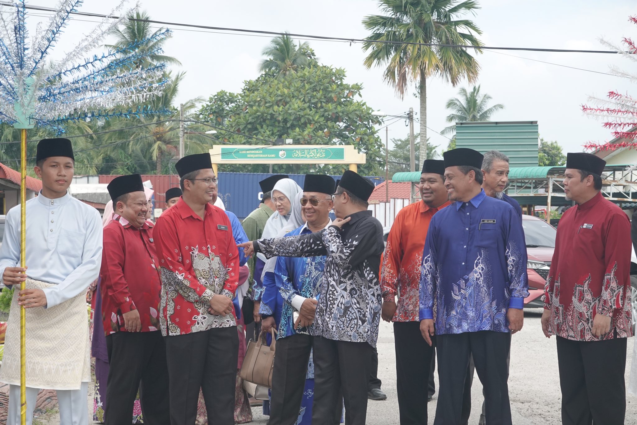 Sekolah Agama Menengah Tinggi Tengku Ampuan Rahimah Sg. Manggis Banting ...