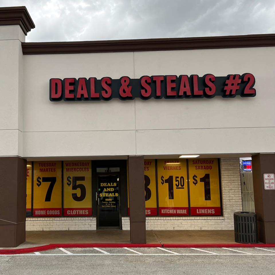 * PREFERABLY CASH PAYMENTS ONLY * Deals & Steals Deer Park 3310 Center ...