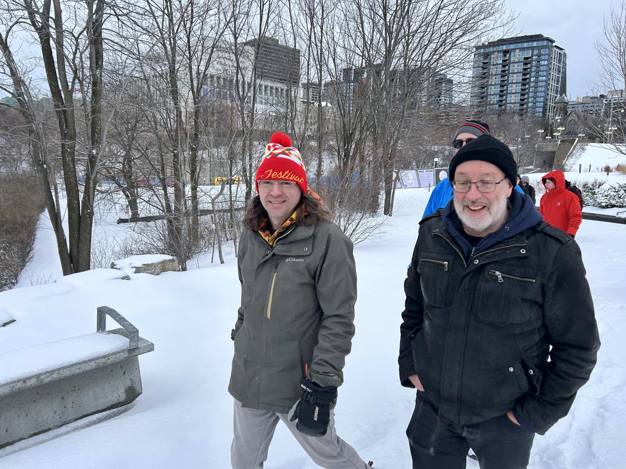 Sunday Afternoon Bear Walk - Stanley Park - Rideau River and Falls