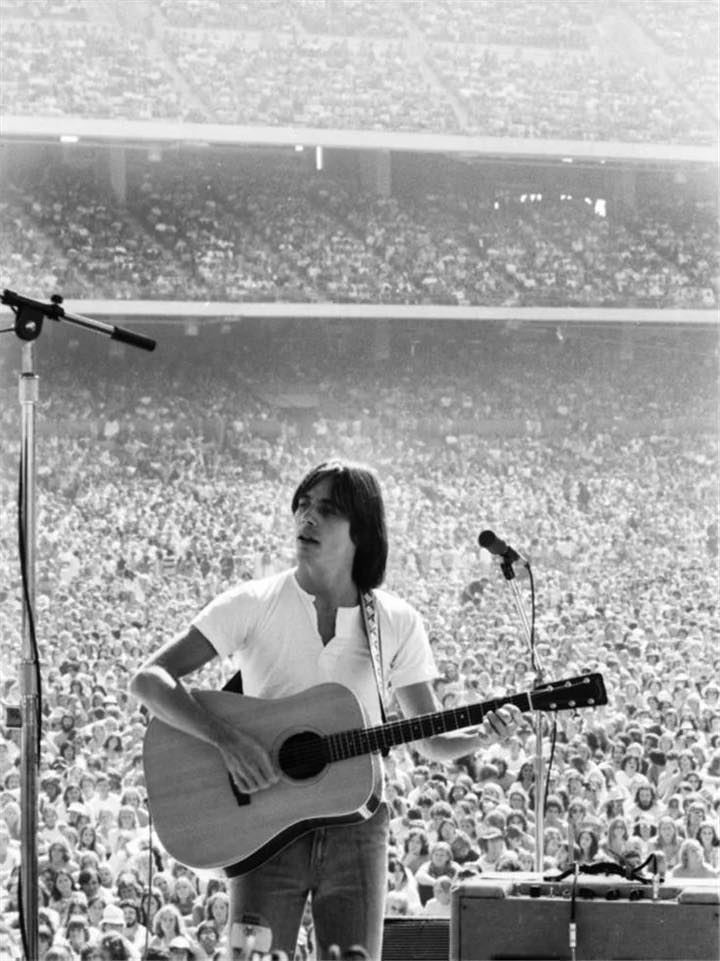 c1978.Graham Nash, Bill Walton & Jackson Browne.