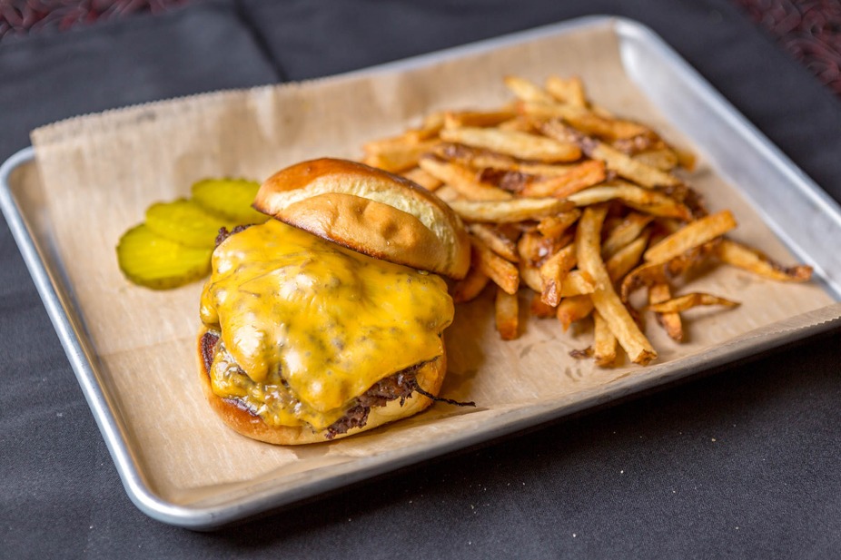 Red - 🍔 Smashburger Wednesday is here and it's just $8 today! 🔥 8 oz ...