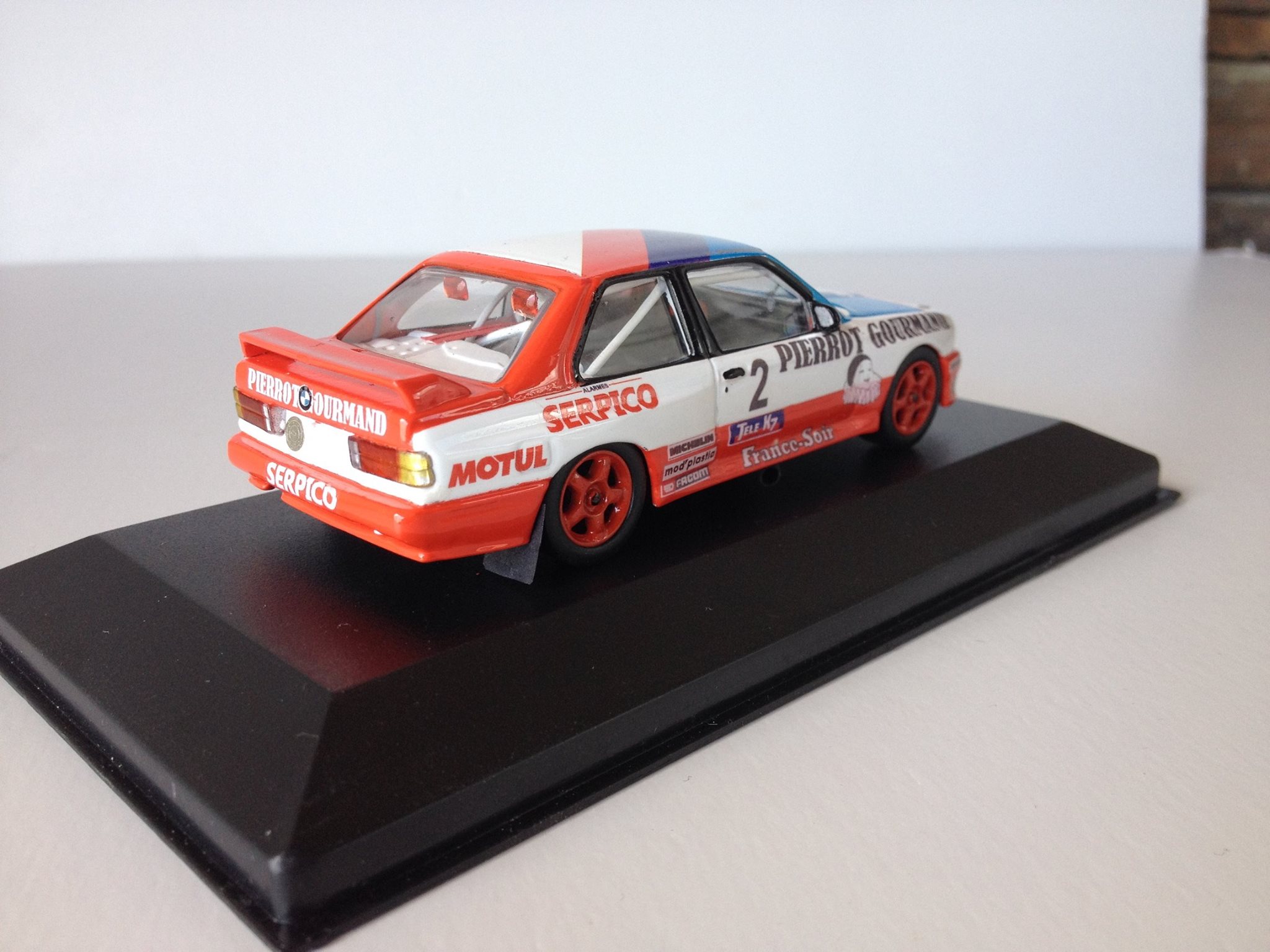 V-Line Model Cars
