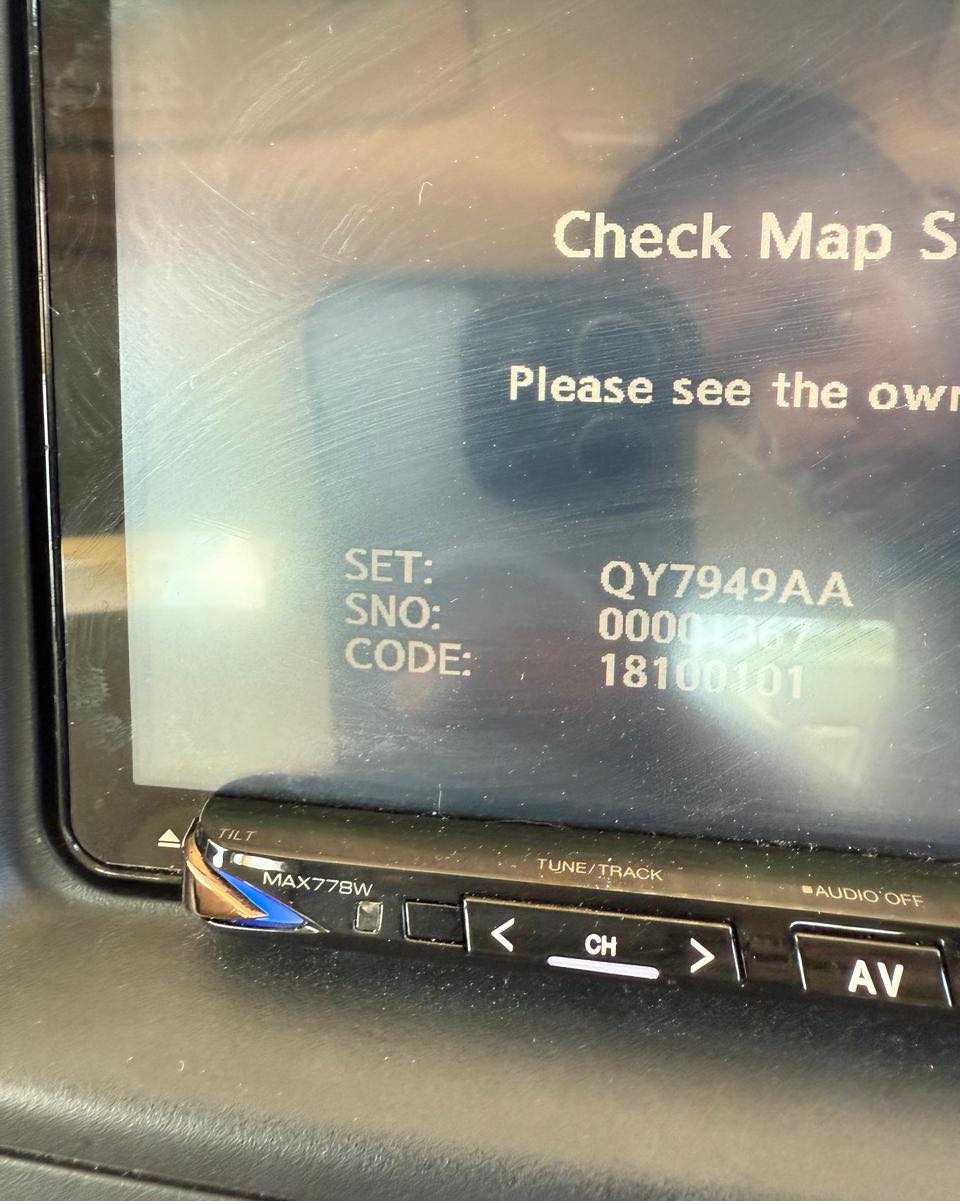 Clarion #MAX778W Radio navigation unlocking map english-Japan card