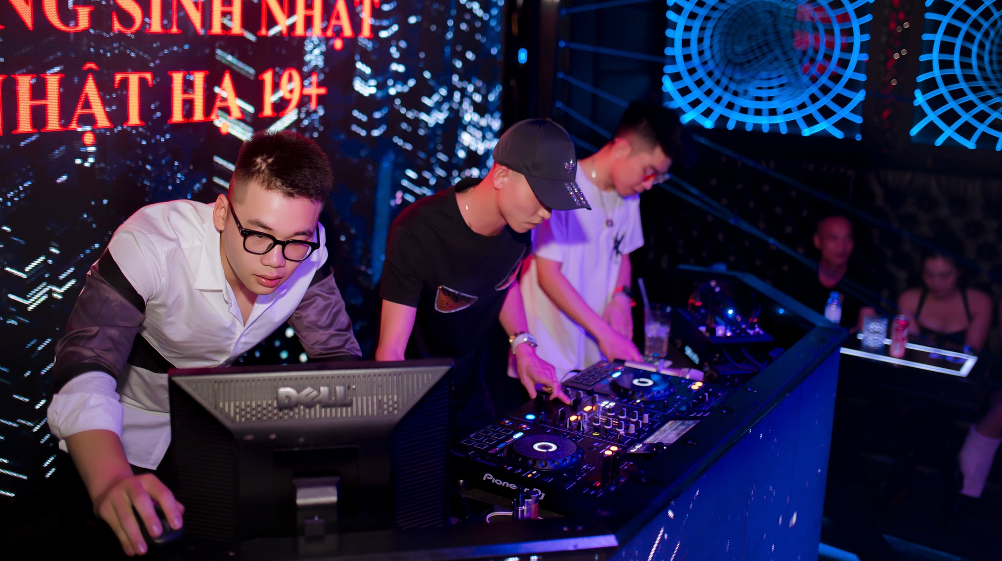 New - #NEW_68NIGHT_CLUB_Thứ 4_ 1_5_2019 🎼 Giao lưu cùng các Dj Producer ...