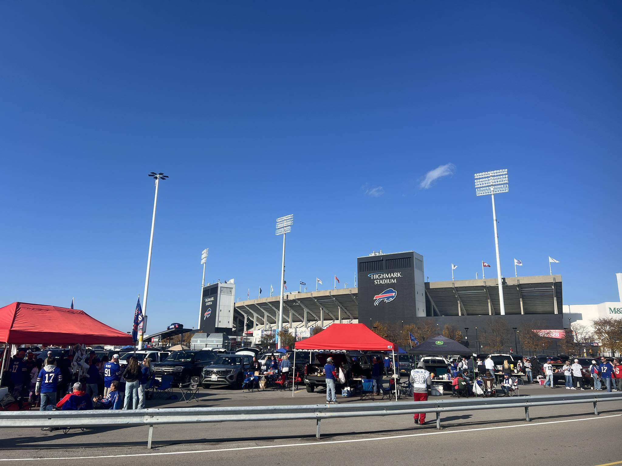 WHEC - Bills. Chiefs. 4:25. | Facebook