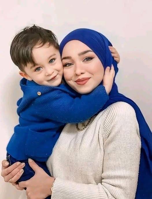 الموسوعة - مازن طفل عنده ٥ سنين صحي من النوم الصبح و طلع يدور على ماما ...