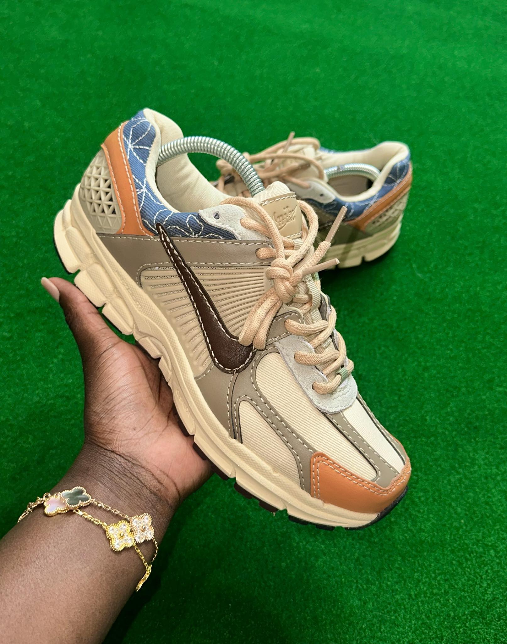 Forces&Footwear | Nassau