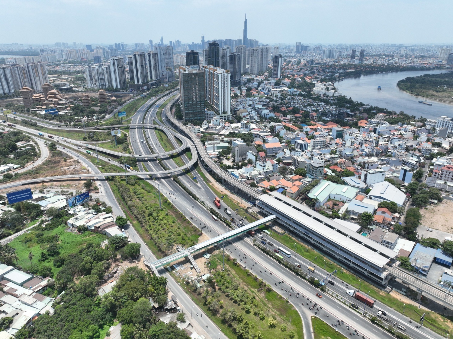 Saigon - 𝗧𝗢𝗗 𝗦𝘆𝘀𝘁𝗲𝗺 – 𝗠𝗮𝘅𝗶𝗺𝗶𝘇𝗶𝗻𝗴 𝗣𝘂𝗯𝗹𝗶𝗰 𝗧𝗿𝗮𝗻𝘀𝗽𝗼𝗿𝘁 𝗩𝗮𝗹𝘂𝗲 TOD - Transit ...