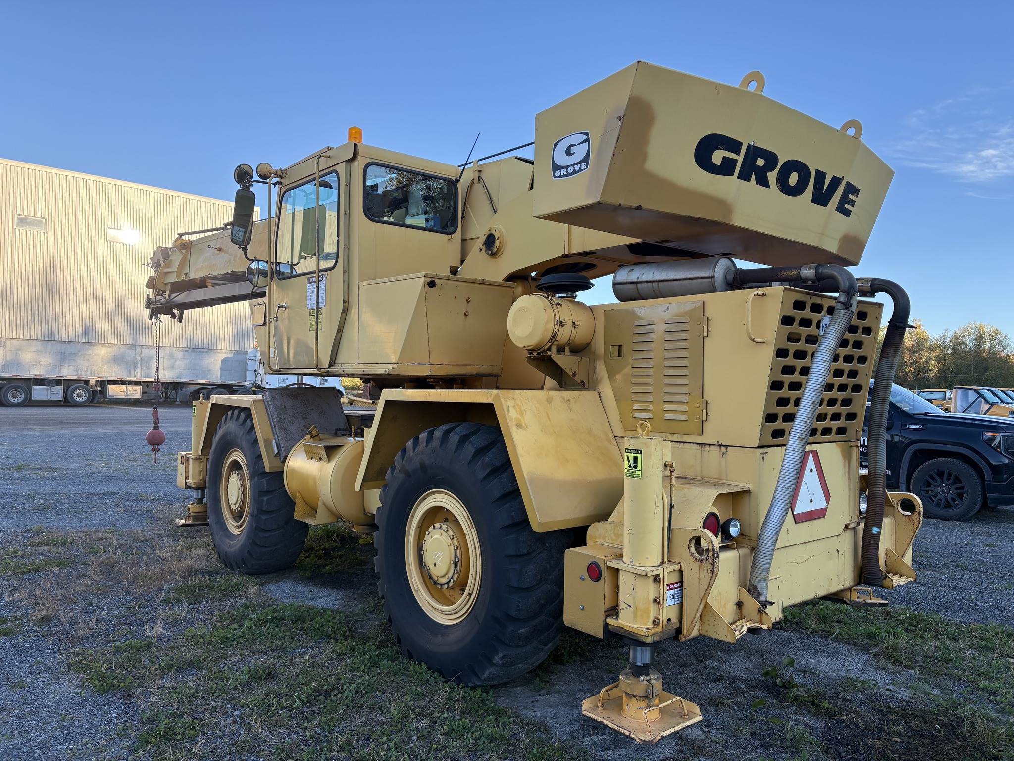 ‼️ Grue tout terrain Grove... - Service courtier machinerie | Facebook