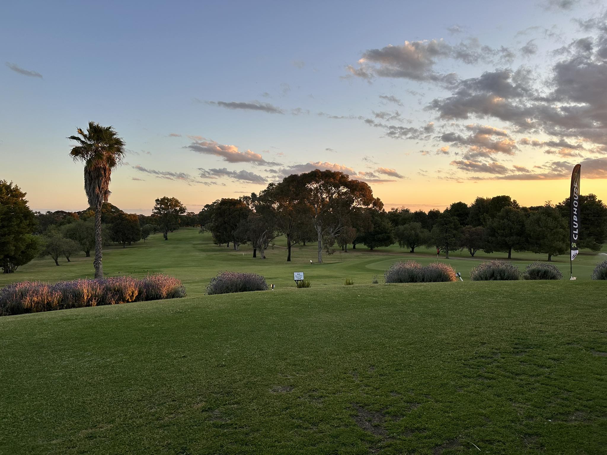 Parkes - Golf for this Easter weekend!! ⛳️🐣🐰🐇 Good Friday- Social all ...