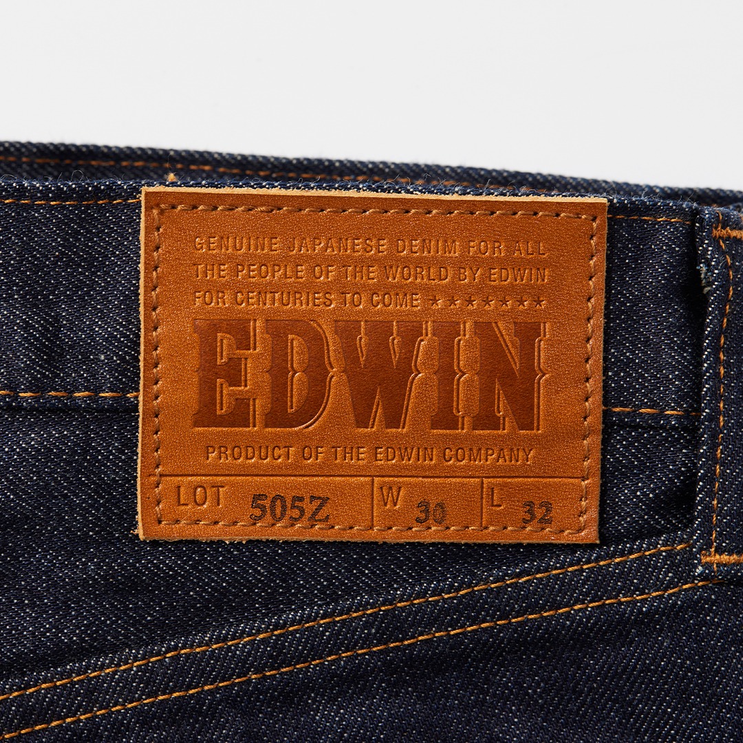 日本製　メンズEDWINレザーパッチ 505 穿きつぶせ、ヴィンテージ。 Leather label(革ラベル) 「レザー