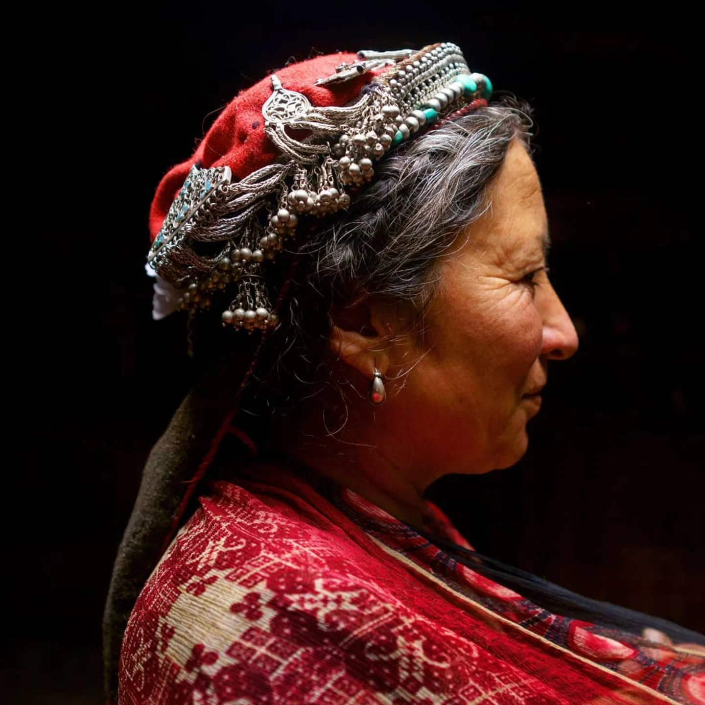 Balti - NgHama Chani Etu: The headdress for married Balti women. The ...