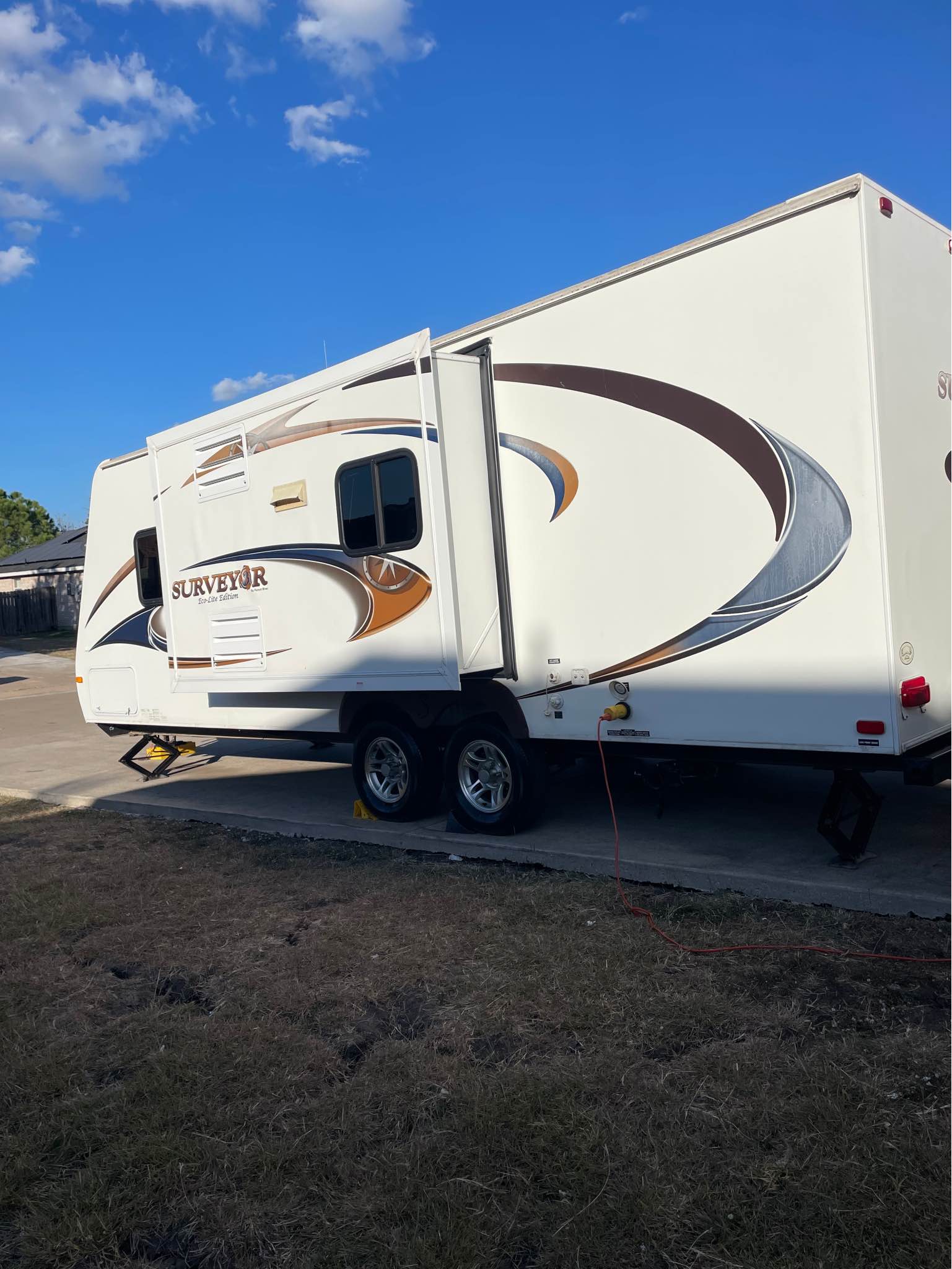 2013 Survivor bumper pull 26 ft Slide out & out door kitchen - RVs ...