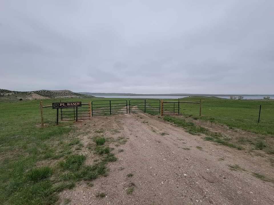 Grayrocks Lakefront Camping | Wheatland WY