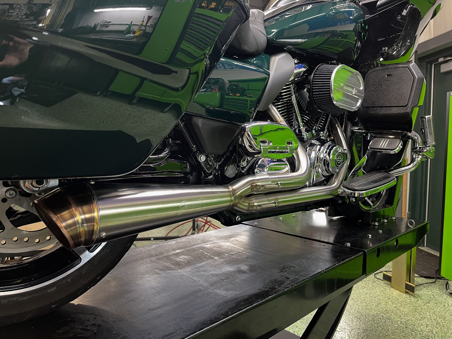 Jackpot RTX 2/1 in raw stainless “fab spec” finish 💎 #fuelmoto