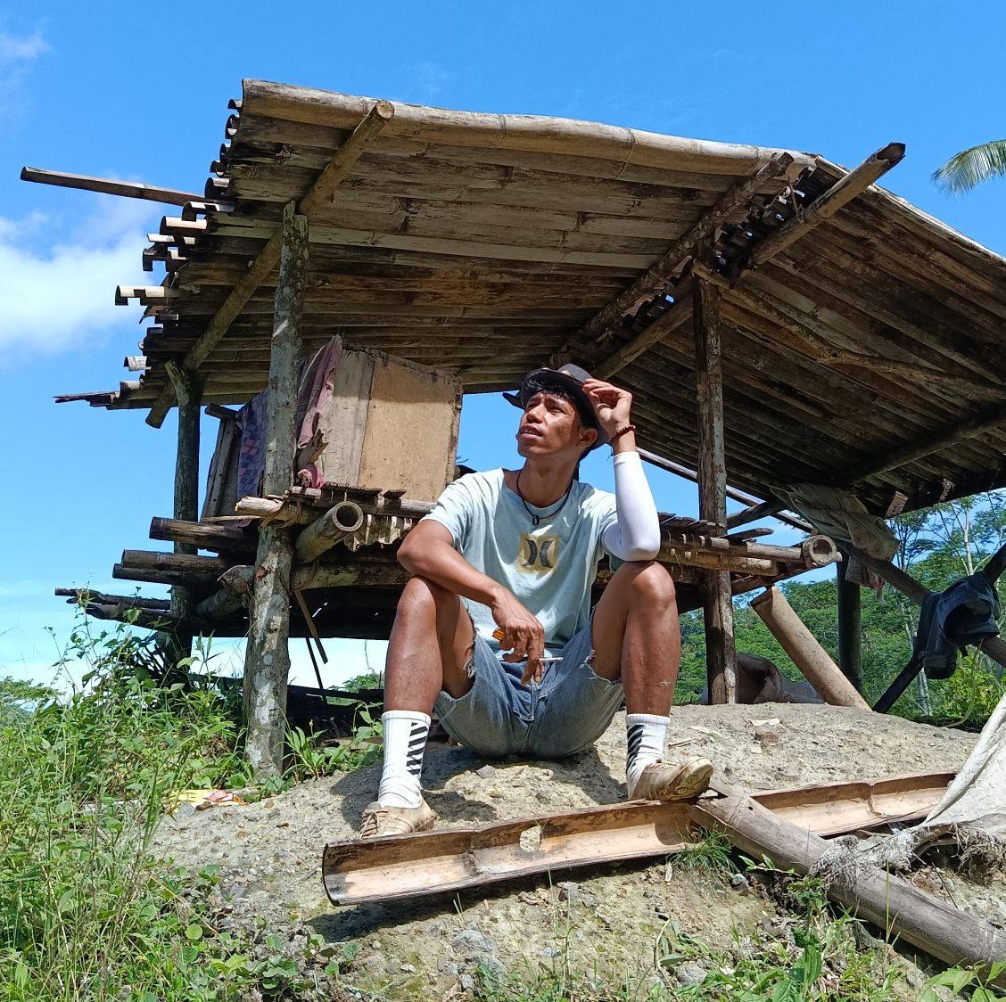 Cooking fish in bamboo | Rimba aksa