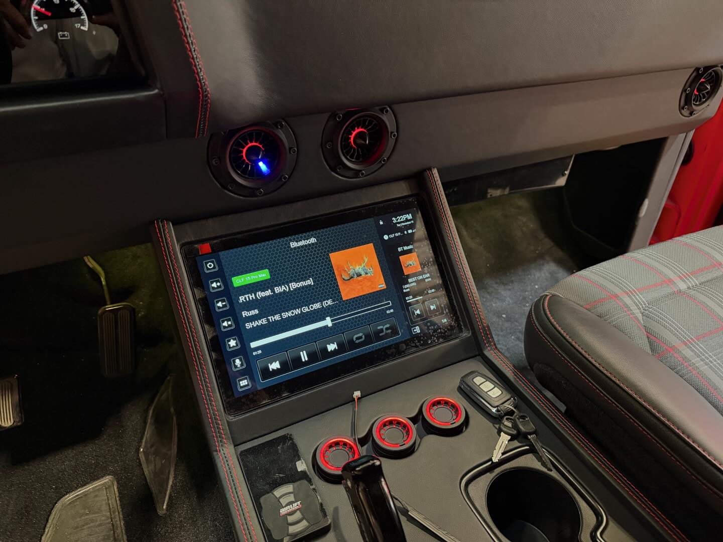Fesler - This @stinger.drive head unit makes the console. The ...