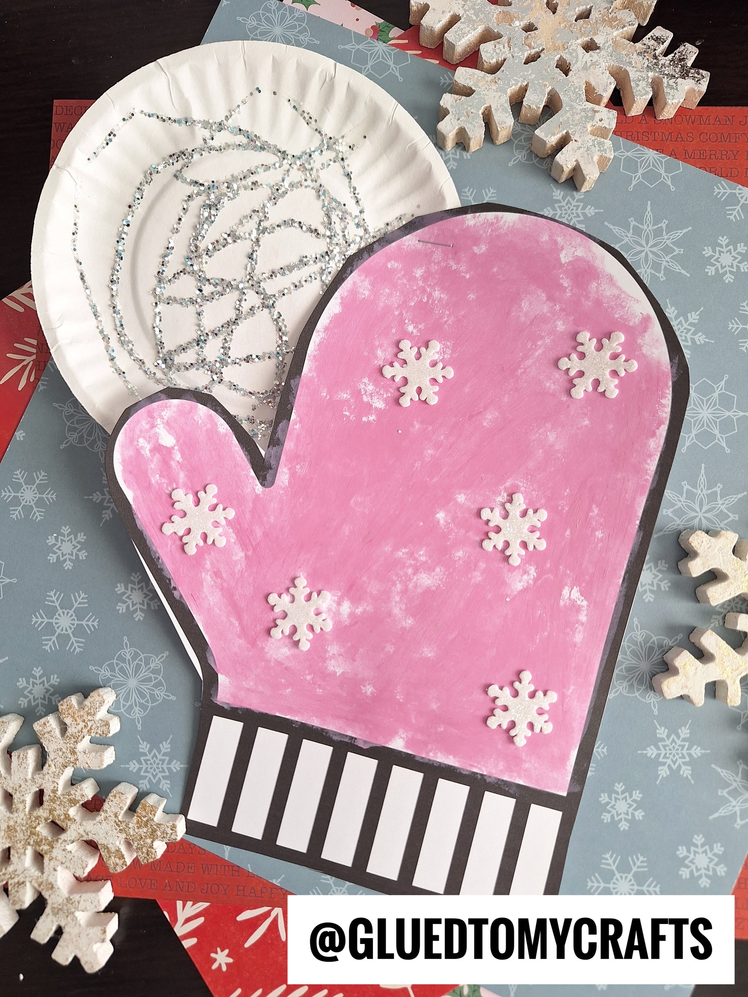 Glued - Paper Plate Snowball Craft Idea For Winter https://www ...