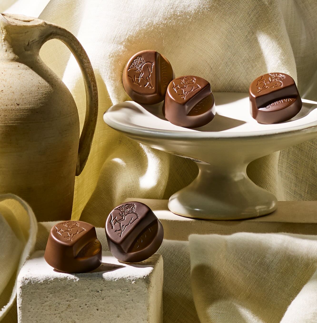 GODIVA - Indulgence is an art form. Each chocolate in GODIVA’s ...