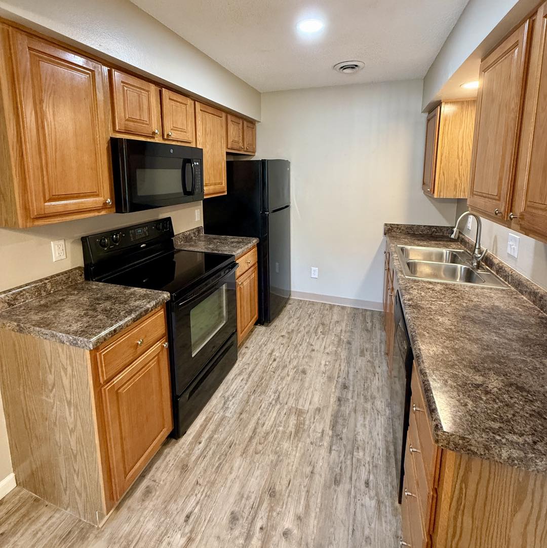 Crystal Ridge Apartments & Townhomes | Davenport IA