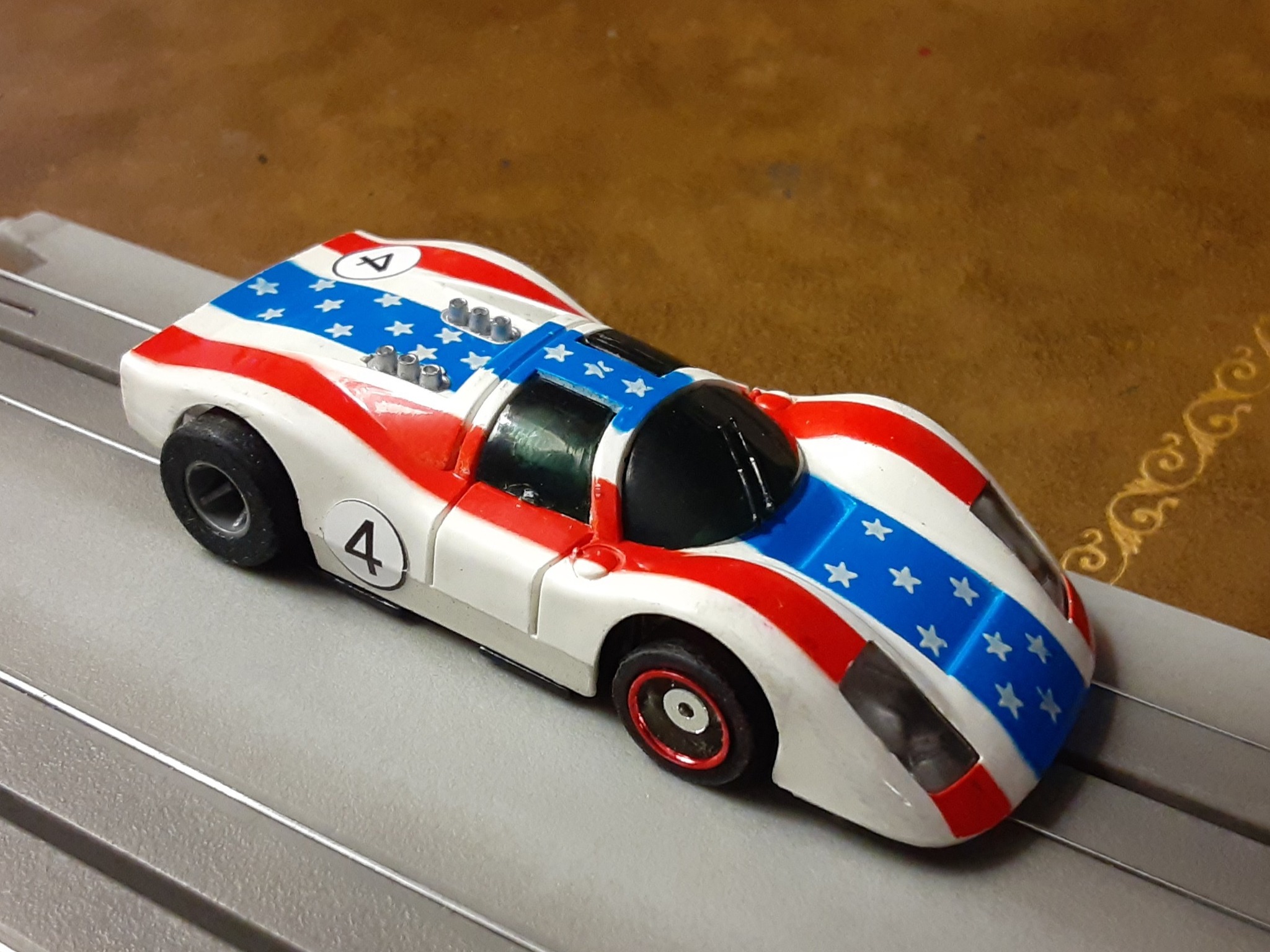 Tyco Porsche 908 slot car model