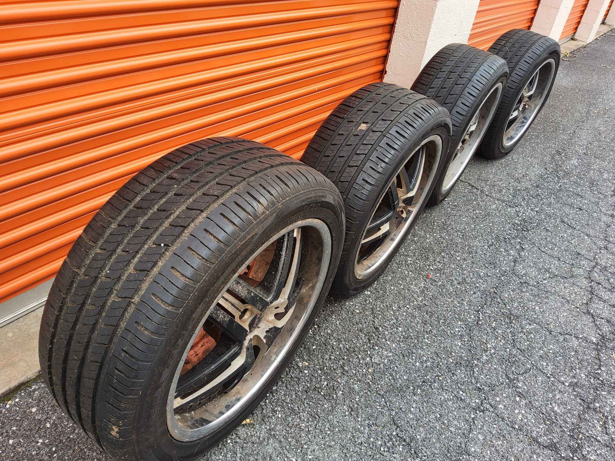 HIGH QUALITY USED 20
