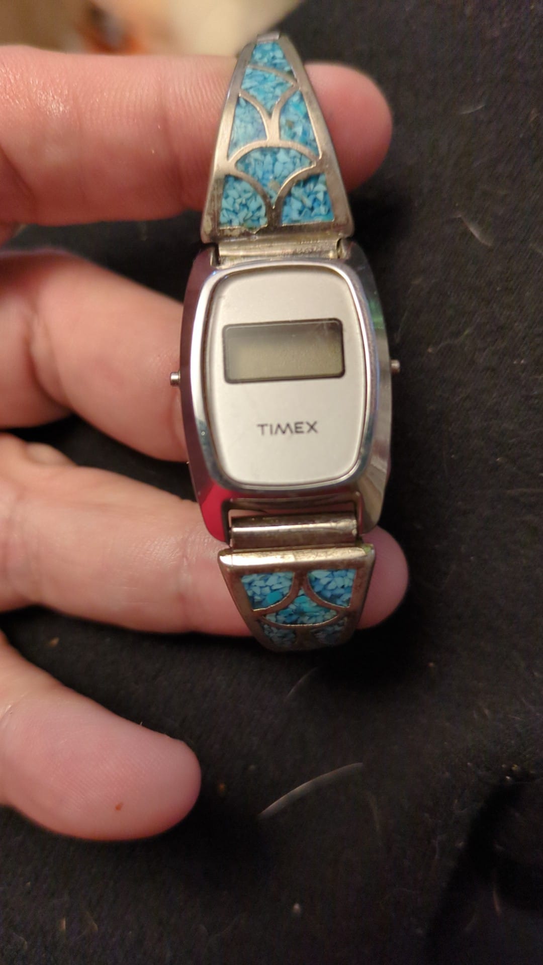 Montre TIMEX Mécanique Ancienne T57 - Étanche, Remontage Manuel, Dorée, Assemblée Philippines