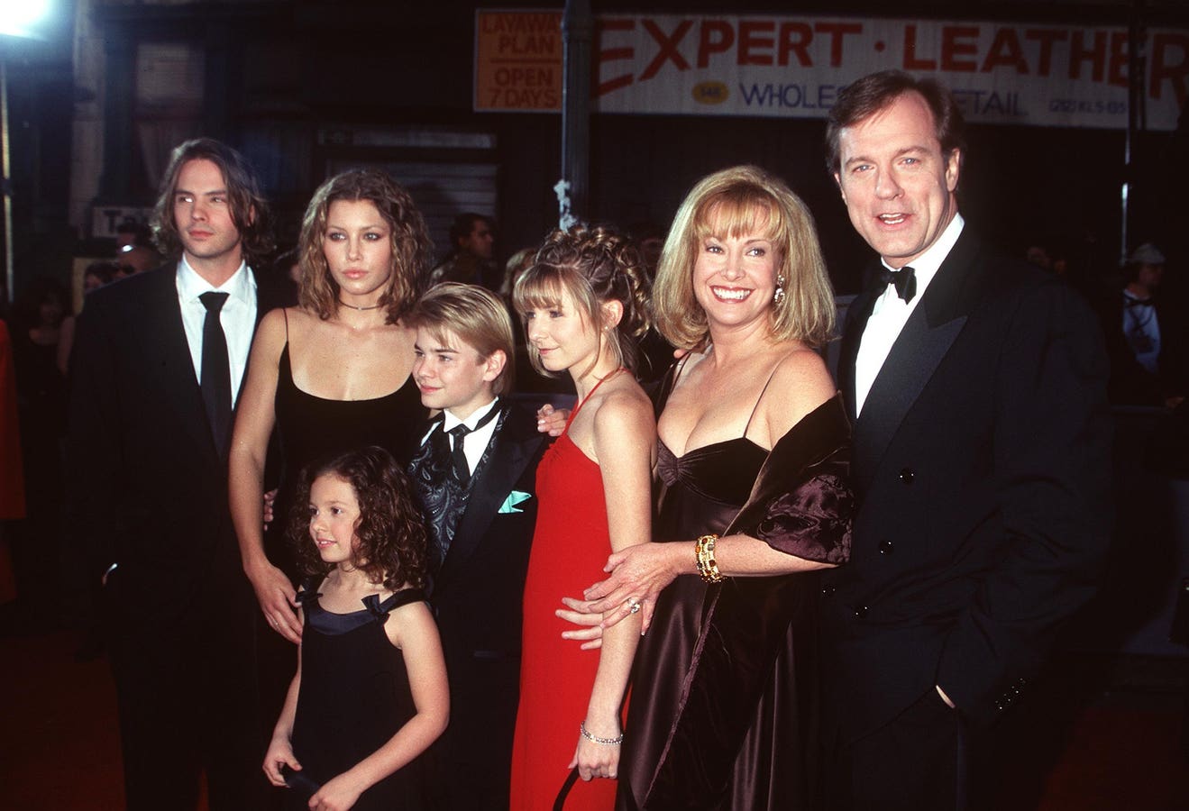 Programming - ‘7th Heaven’ Reboot From Jessica Biel In Development; Fun ...