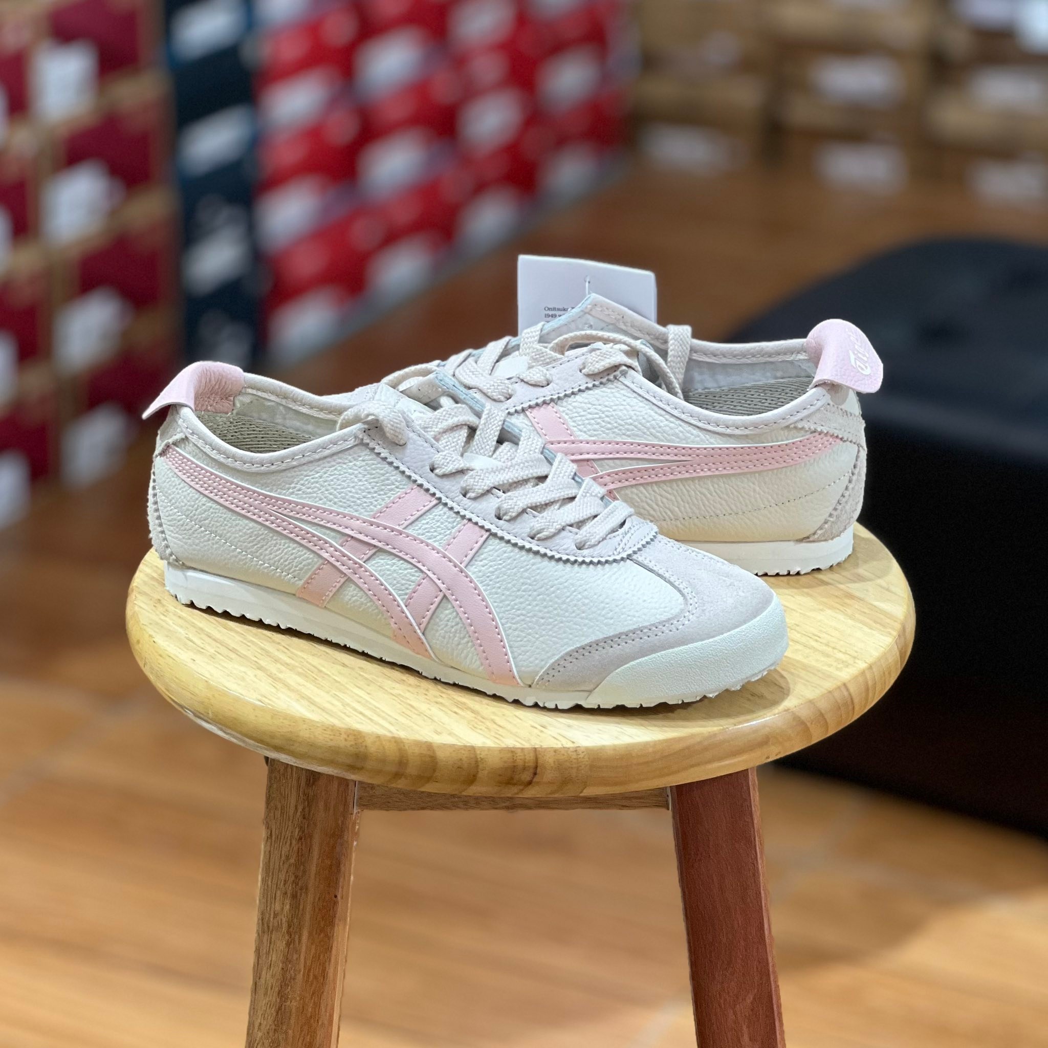 Asics Sport style X Yoasobi Gel kinetic fluent ✨ Available for 