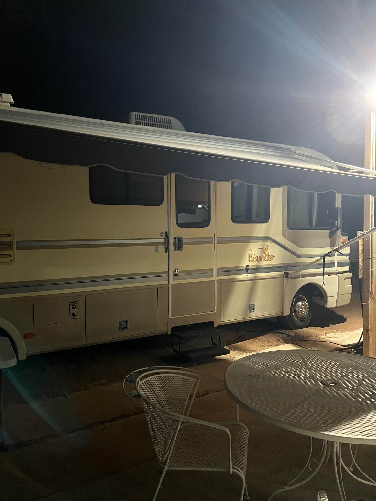 1996 Fleetwood Bounder - RVs & Campers - Mesa, Arizona | Facebook ...