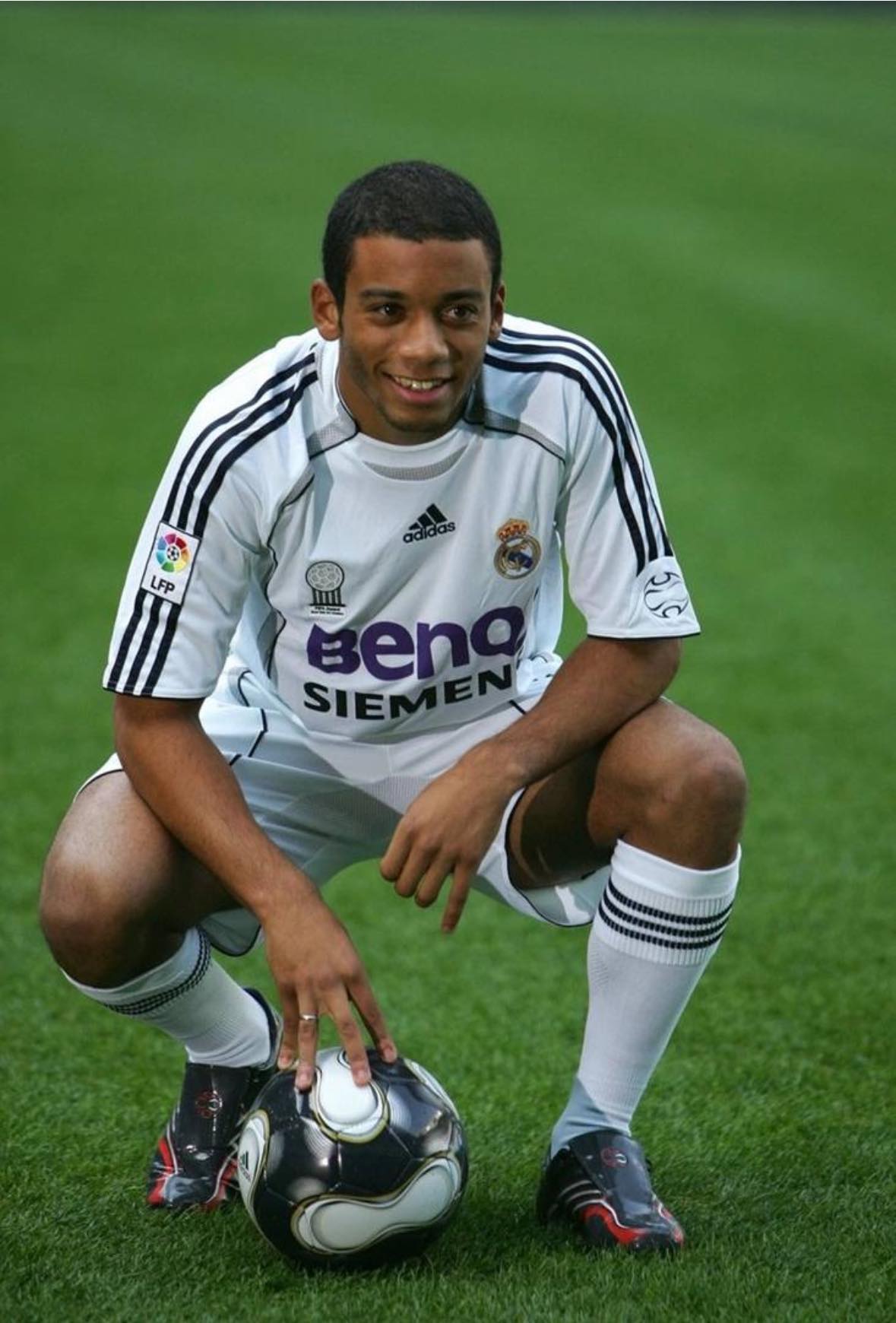 2007. An 18-year-old Brazilian named Marcelo signs with Real Madrid.