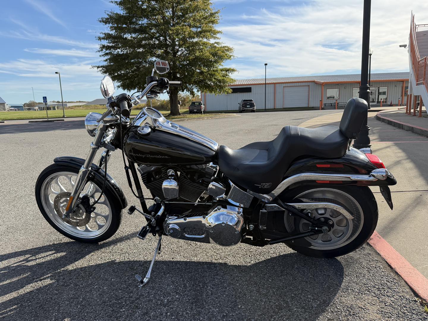 DEUCE1:10 2004 SOFTAIL HARLEY-DAVIDSON オートバイ・バイク
