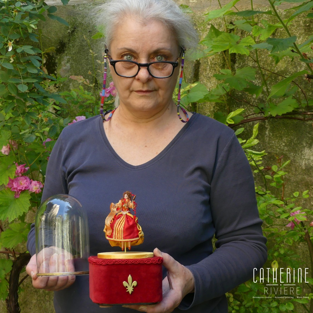 Catherine Rivière - Créateur, restaurateur d'automates & tableaux animés