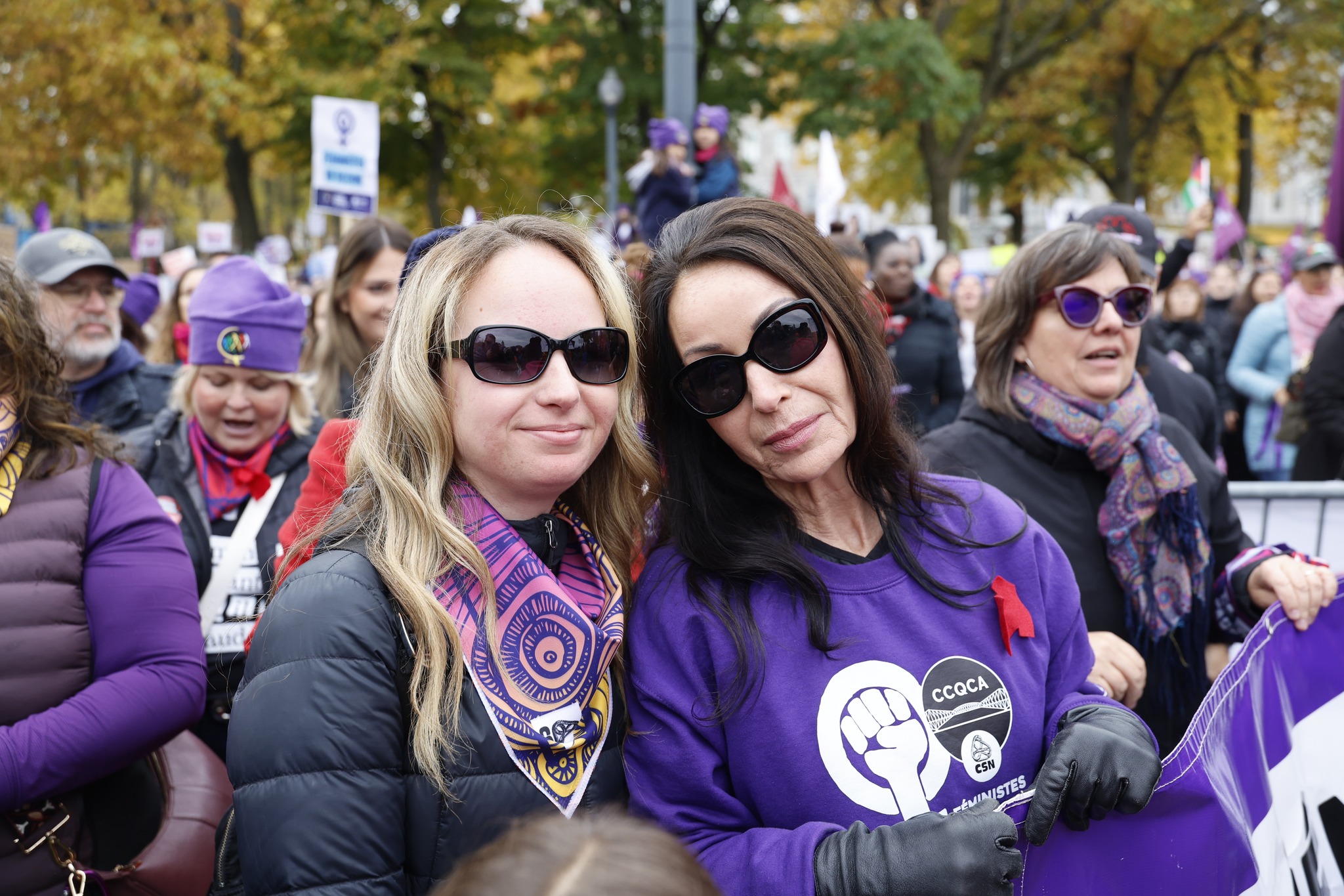 Conseil - Cortège CSN dans la Marche mondiale des femmes à Québec. Des ...