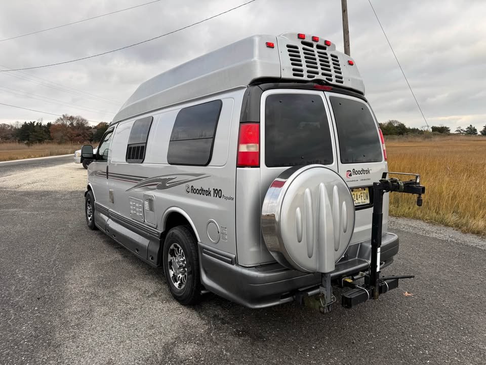 2010 Roadtrek 190 Popular Class B Camper Van - RVs & Campers ...