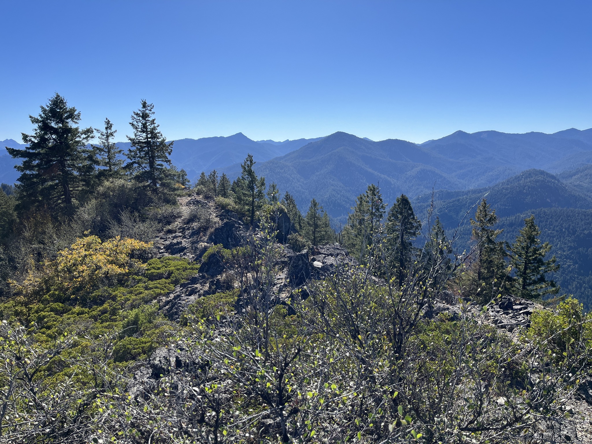 Applegate - The ridgeline near Humpy Mountains summit with Whisky Peak ...