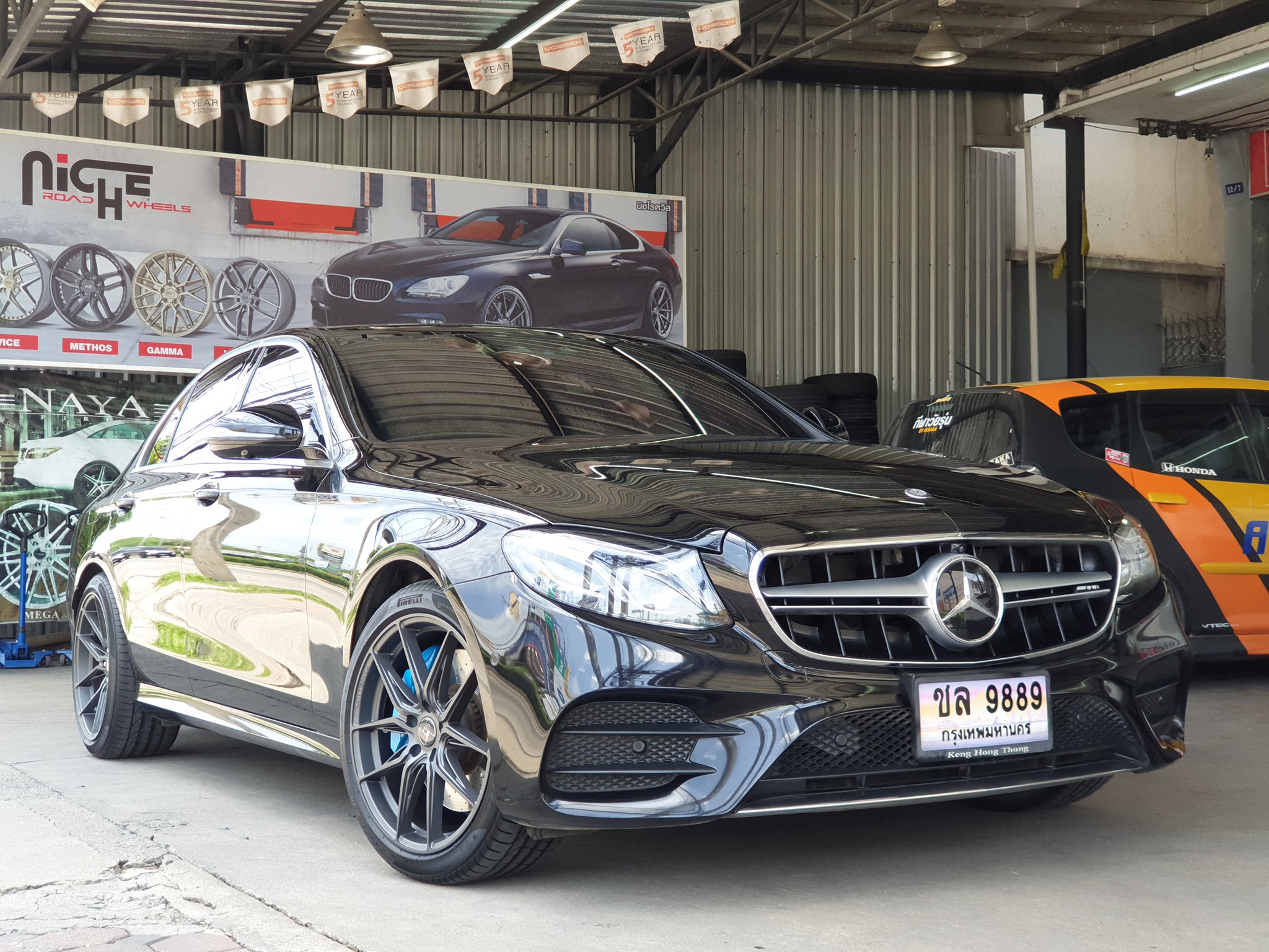 Mercedes-Benz (W213) E350e AMG on 305Forged Wheels FT113 19