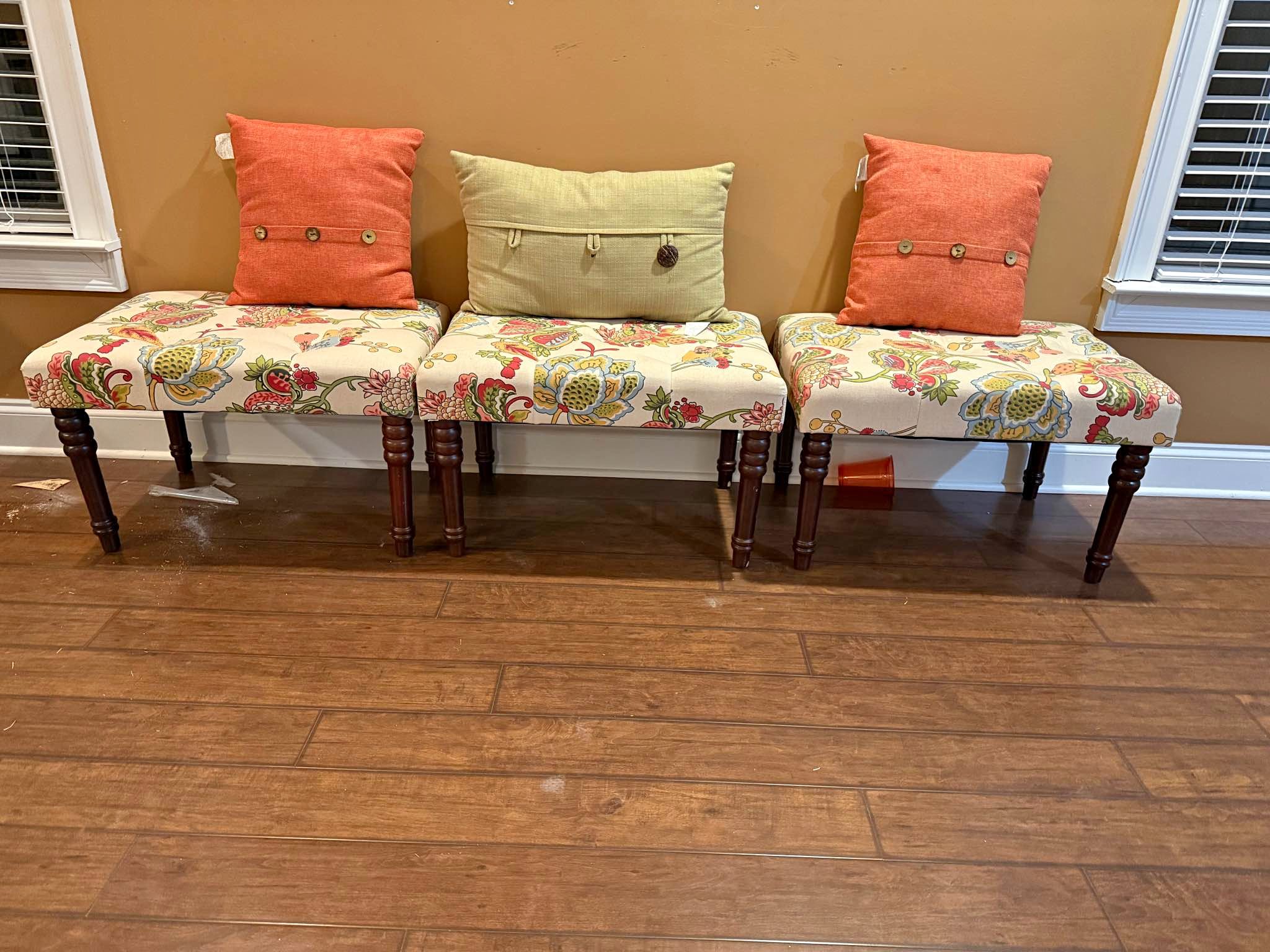 3 decorative individual benches with pillows - Sofas, Loveseats ...