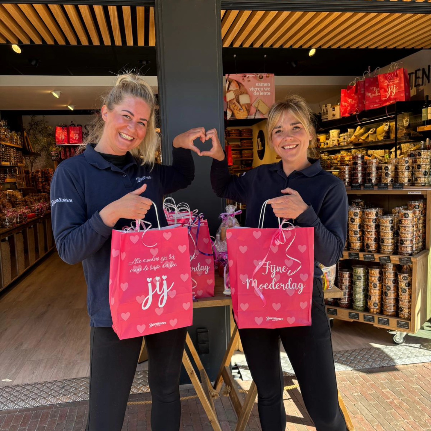 🥰 Onze tas zit vol lekkers voor de... - Zuivelhoeve Rijssen | Facebook