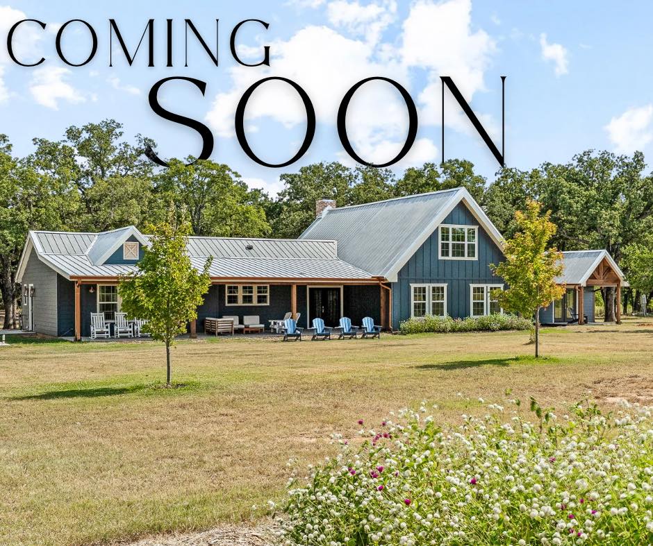 𝗖𝗢𝗠𝗜𝗡𝗚 𝗦𝗢𝗢𝗡 🚨 Looking for... - Texas Real Estate Twins | Facebook