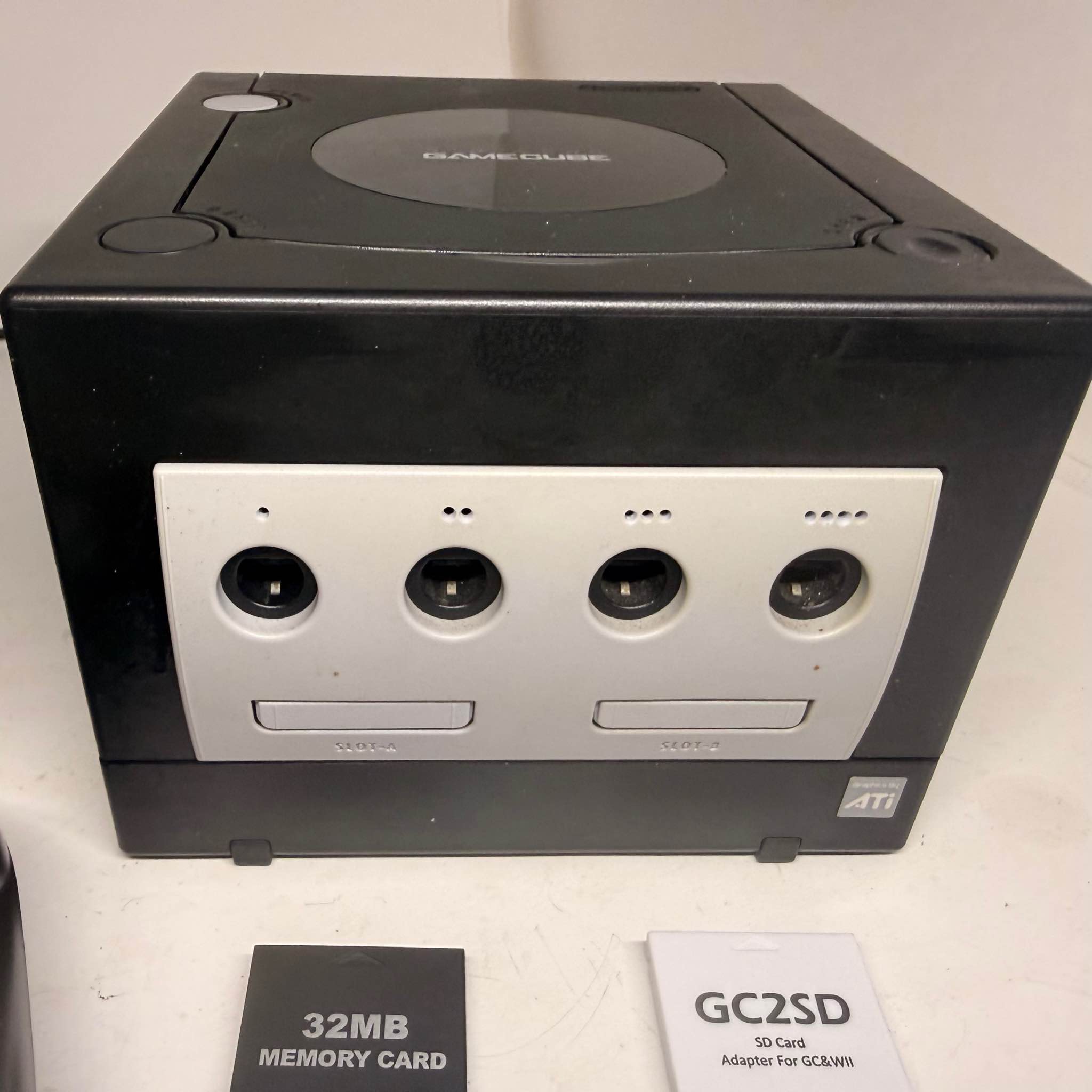 Gamecube modded Swiss. LED mod. 128 gb Micro sd. 32 gb memory card 1 ...