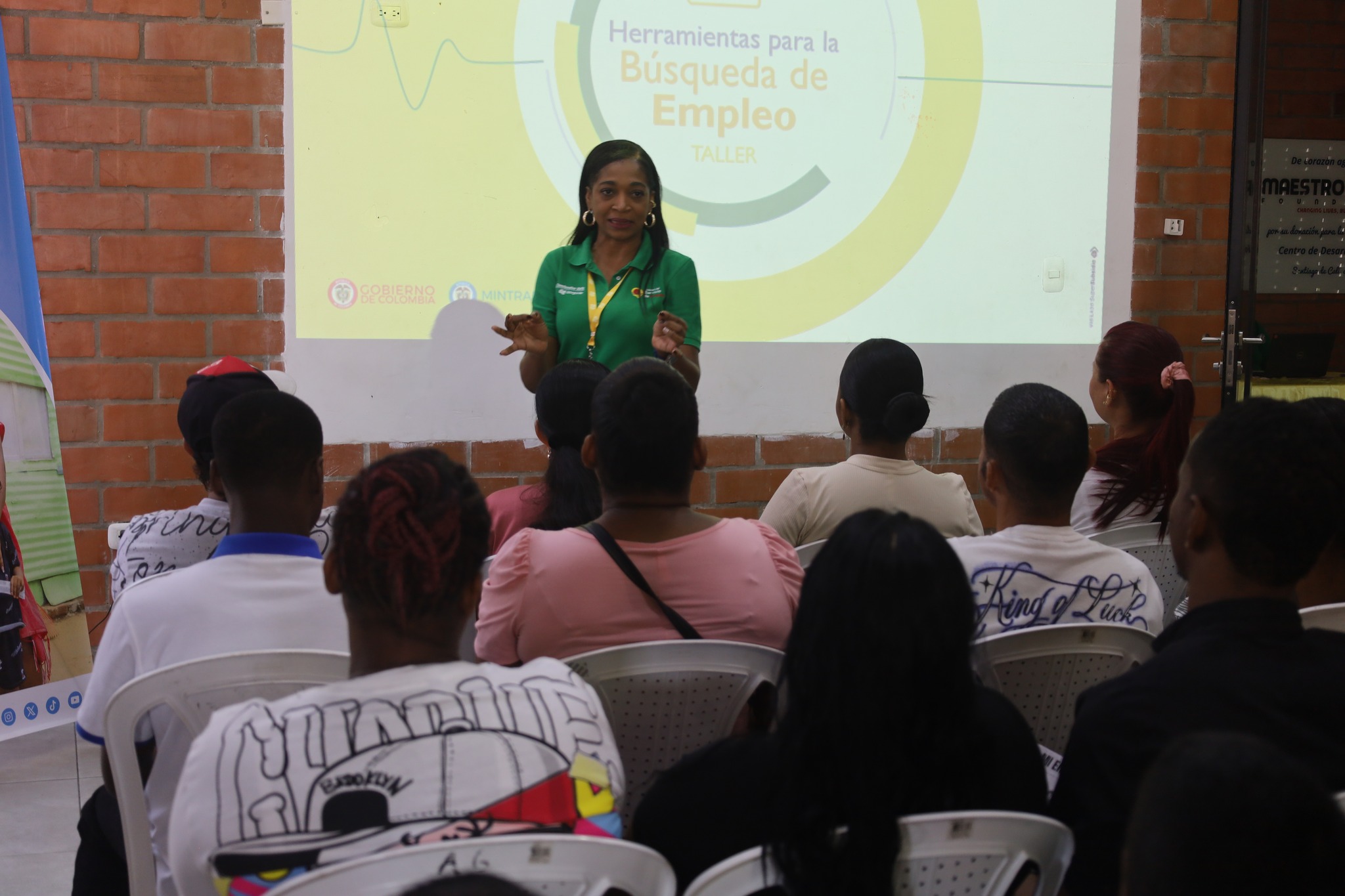Eliza Romo Comunicadora