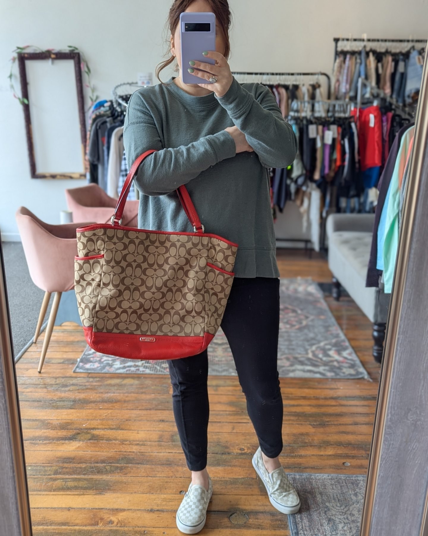 Coach signature large tote with gorgeous red/orange accents Zip 