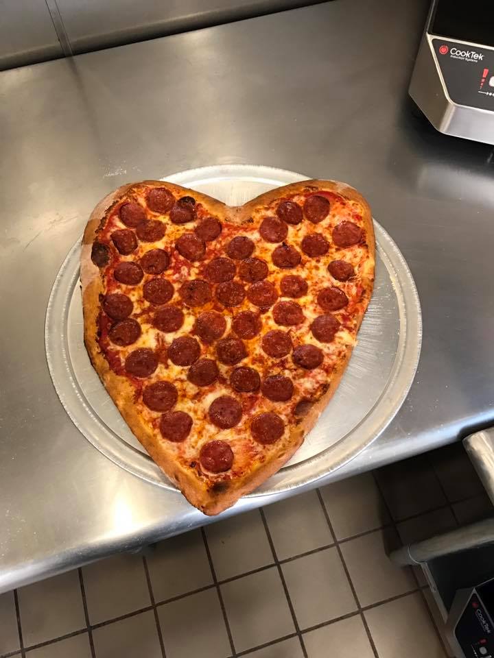 Pizza Mike's Pizzeria | Storrs CT